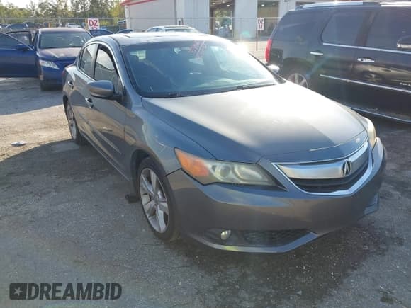 ✅ 2013 Acura ILX Premium • VIN: 19VDE1F56DE005981 • Lot: 43914026. Listed on IAAI with 123,406 mi. Free auction sales archive from the USA and detailed vehicle history report at DreamBid. Image 6.