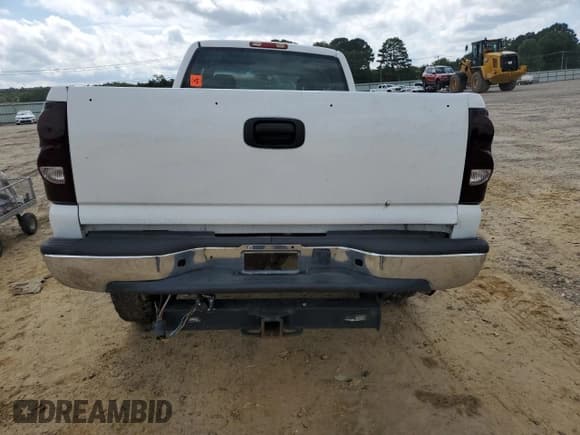 ✅ 2006 Chevrolet Silverado 2500HD LT1 • VIN: 1GCHK29U26E234974 • Lot: 81719045. Listed on Copart with 238,266 mi. Free auction sales archive from the USA and detailed vehicle history report at DreamBid. Image 6.