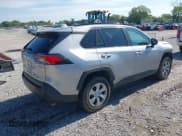 ✅ 2019 Toyota RAV4 LE • VIN: 2T3F1RFV6KC024494 • Лот: 43218464. Опубликован ранее на IAAI с пробегом 119 663 миль. Бесплатный доступ к архиву аукционных продаж из США и подробный отчёт об истории автомобиля на DreamBid. Изображение 4.