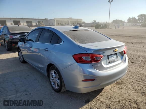 ✅ 2017 Chevrolet Cruze LT • VIN: 1G1BE5SM2H7212644 • Лот: 58001682. Опубликован ранее на Copart с пробегом 110 629 миль. Бесплатный доступ к архиву аукционных продаж из США и подробный отчёт об истории автомобиля на DreamBid. Изображение 3.