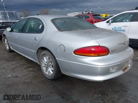 ✅ 2003 Chrysler Concorde LXi • VIN: 2C3HD36M03H568062 • Лот: 41506656. Опубликован ранее на IAAI с пробегом 132 136 миль. Бесплатный доступ к архиву аукционных продаж из США и подробный отчёт об истории автомобиля на DreamBid. Изображение 3.