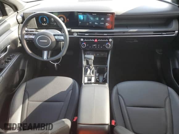 2025 Hyundai Santa Cruz SEL with VIN 5NTJBDDEXSH131424, listed as a Copart auction lot 70857895 with 5,707 mi miles and Salvage title. Bid and sale history available at DreamBid. Image 8.