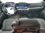 ✅ 2024 Chevrolet Silverado 2500HD LT • VIN: 1GC2YNE75RF108628 • Лот: 67932075. Опубликован ранее на Copart с пробегом 71 500 миль. Бесплатный доступ к архиву аукционных продаж из США и подробный отчёт об истории автомобиля на DreamBid. Изображение 8.