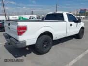 ✅ 2014 Ford F-150 XL • VIN: 1FTMF1CM3EKD68639 • Lot: 43294137. Wystawiony na IAAI z przebiegiem 151 838 mil. Bezpłatny archiwum sprzedaży aukcyjnych z USA i szczegółowy raport historii pojazdu na DreamBid. Zdjęcie 4.