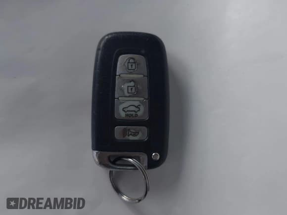 ✅ 2012 Kia Optima Hybrid • VIN: KNAGM4AD2C5024980 • Lot: 43133132. Wystawiony na IAAI z przebiegiem 221 046 mil. Bezpłatny archiwum sprzedaży aukcyjnych z USA i szczegółowy raport historii pojazdu na DreamBid. Zdjęcie 11.