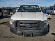 ✅ 2017 Ford F-150 XL • VIN: 1FTMF1CF2HKC86570 • Lot: 51863205. Wystawiony na Copart z przebiegiem 181 397 mil. Bezpłatny archiwum sprzedaży aukcyjnych z USA i szczegółowy raport historii pojazdu na DreamBid. Zdjęcie 5.