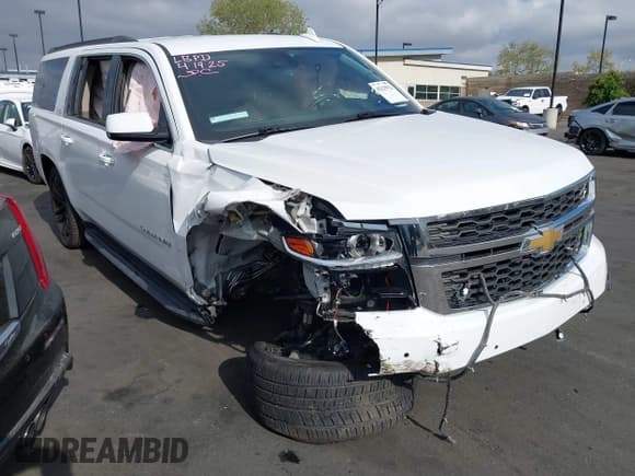 ✅ 2020 Chevrolet Suburban LT • VIN: 1GNSCHKC8LR189168 • Lot: 42129912. Wystawiony na IAAI z przebiegiem Nie podano. Bezpłatny archiwum sprzedaży aukcyjnych z USA i szczegółowy raport historii pojazdu na DreamBid. Zdjęcie 1.