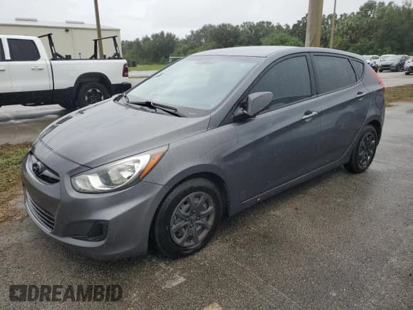 ✅ 2013 Hyundai Accent GS • VIN: KMHCT5AE9DU071235 • Лот: 75939134. Опубликован ранее на Copart с пробегом 143 149 миль. Бесплатный доступ к архиву аукционных продаж из США и подробный отчёт об истории автомобиля на DreamBid. Изображение 1.