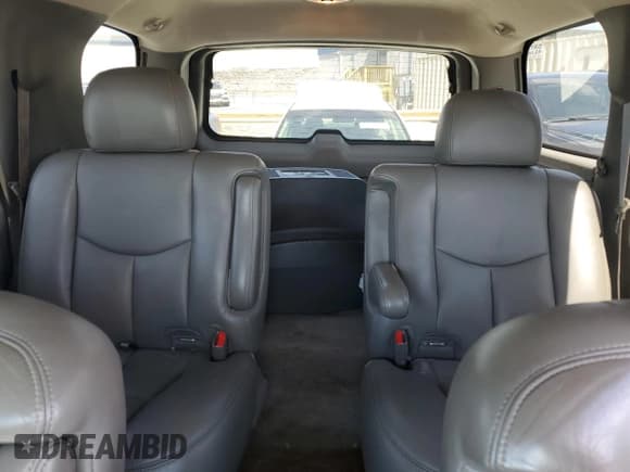✅ 2006 Chevrolet Tahoe LT • VIN: 1GNEC13Z36R133165 • Lot: 50787575. Listed on Copart with 119,303 mi. Free auction sales archive from the USA and detailed vehicle history report at DreamBid. Image 10.