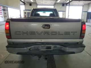 2000 Chevrolet Silverado 2500 LT с VIN 1GCGK29U4YE285696, выставлен на аукционе Copart как лот 50725725 с пробегом 178 898 миль миль и Чистый • Clean title. История ставок и продаж доступна на DreamBid. Изображение 6.