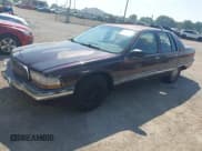✅ 1996 Buick Roadmaster • VIN: 1G4BT52P4TR412635 • Lot: 42629230. Wystawiony na IAAI z przebiegiem 281 272 mil. Bezpłatny archiwum sprzedaży aukcyjnych z USA i szczegółowy raport historii pojazdu na DreamBid. Zdjęcie 2.