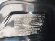 ✅ 2017 Jaguar XJ R-Sport • VIN: SAJWA1C76H8W08819 • Lot: 42181569. Wystawiony na IAAI z przebiegiem 126 679 mil. Bezpłatny archiwum sprzedaży aukcyjnych z USA i szczegółowy raport historii pojazdu na DreamBid. Zdjęcie 9.