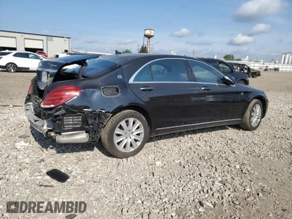 ✅ 2015 Mercedes-Benz S 550 • VIN: WDDUG8FB2FA080916 • Lot: 66937805. Listed on Copart with 32,690 mi. Free auction sales archive from the USA and detailed vehicle history report at DreamBid. Image 3.