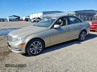✅ 2012 Mercedes-Benz C 250 Sport • VIN: WDDGF4HB5CR221657 • Lot: 95953825. Wystawiony na Copart z przebiegiem 85 230 mil. Bezpłatny archiwum sprzedaży aukcyjnych z USA i szczegółowy raport historii pojazdu na DreamBid. Zdjęcie 1.
