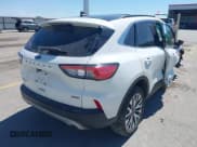 ✅ 2022 Ford Escape Titanium Hybrid • VIN: 1FMCU9DZ0NUA09260 • Lot: 43086284. Listed on IAAI with 46,584 mi. Free auction sales archive from the USA and detailed vehicle history report at DreamBid. Image 4.