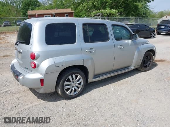 ✅ 2011 Chevrolet HHR 1LT • VIN: 3GNBABFW5BS500820 • Lot: 42135415. Listed on IAAI with 257,146 mi. Free auction sales archive from the USA and detailed vehicle history report at DreamBid. Image 4.