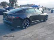 ✅ 2013 Tesla Model S • VIN: 5YJSA1DN7DFP13423 • Lot: 43874538. Wystawiony na IAAI z przebiegiem 105 309 mil. Bezpłatny archiwum sprzedaży aukcyjnych z USA i szczegółowy raport historii pojazdu na DreamBid. Zdjęcie 4.