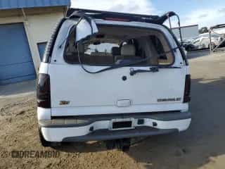 2003 Chevrolet Tahoe Z71 с VIN 1GNEK13T23R149593, выставлен на аукционе Copart как лот 62584585 с пробегом Не указан миль и На запчасти • Non repairable. История ставок и продаж доступна на DreamBid. Изображение 6.