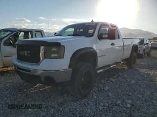 ✅ 2007 GMC Sierra 3500 • VIN: 1GTHK39K57E563979 • Лот: 76012794. Опубликован ранее на Copart с пробегом 292 984 миль. Бесплатный доступ к архиву аукционных продаж из США и подробный отчёт об истории автомобиля на DreamBid. Изображение 1.