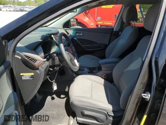 ✅ 2018 Hyundai Santa Fe 2.4L • VIN: 5NMZTDLB4JH095487 • Lot: 52141073. Wystawiony na Copart z przebiegiem 56 906 mil mil. Skorzystaj z bezpłatnego archiwum sprzedaży aukcyjnych z USA i zobacz szczegółowy raport historii pojazdu na DreamBid. Zdjęcie 7.