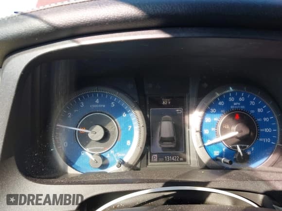 ✅ 2017 Toyota Sienna XLE Auto Access Seat • VIN: 5TDYZ3DC0HS886182 • Lot: 43382382. Listed on IAAI with 131,422 mi. Free auction sales archive from the USA and detailed vehicle history report at DreamBid. Image 7.