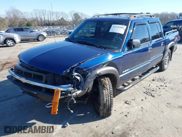 ✅ 2004 Chevrolet S-10 LS • VIN: 1GCDT13X34K137189 • Лот: 41276103. Опубликован ранее на IAAI с пробегом 196 184 миль. Бесплатный доступ к архиву аукционных продаж из США и подробный отчёт об истории автомобиля на DreamBid. Изображение 2.