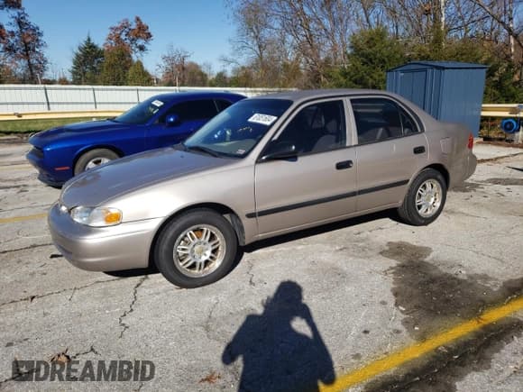✅ 2002 Chevrolet Prizm • VIN: 1Y1SK52872Z412932 • Lot: 81051604. Listed on Copart with 126,544 mi. Free auction sales archive from the USA and detailed vehicle history report at DreamBid. Image 1.