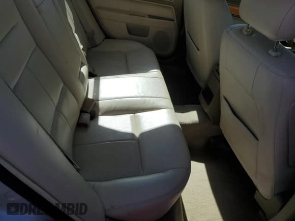 ✅ 2007 Lincoln MKZ • VIN: 3LNHM28T07R643195 • Лот: 87003725. Опубликован ранее на Copart с пробегом 91 901 миль. Бесплатный доступ к архиву аукционных продаж из США и подробный отчёт об истории автомобиля на DreamBid. Изображение 10.