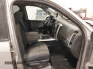 ✅ 2010 Dodge 1500 SLT • VIN: 1D7RV1CT2AS186351 • Lot: 40940549. Wystawiony na IAAI z przebiegiem 170 165 mil. Bezpłatny archiwum sprzedaży aukcyjnych z USA i szczegółowy raport historii pojazdu na DreamBid. Zdjęcie 5.