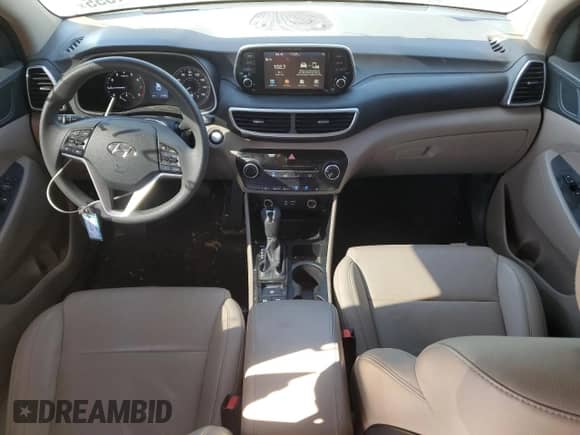 2021 Hyundai Tucson Value with VIN KM8J33A44MU305509, listed as a Copart auction lot 89531555 with 57,548 mi miles and Salvage title. Bid and sale history available at DreamBid. Image 8.