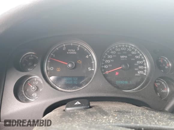 ✅ 2007 Chevrolet Silverado 2500HD 2LT • VIN: 1GCHK23697F536798 • Лот: 67940625. Опубликован ранее на Copart с пробегом 370 465 миль. Бесплатный доступ к архиву аукционных продаж из США и подробный отчёт об истории автомобиля на DreamBid. Изображение 9.