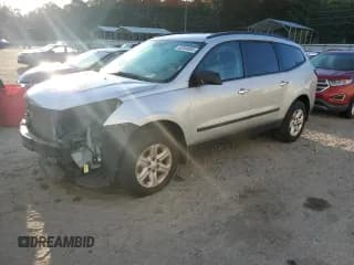 ✅ 2016 Chevrolet Traverse LS • VIN: 1GNKRFKD7GJ260487 • Lot: 82049955. Wystawiony na Copart z przebiegiem 120 661 mil. Bezpłatny archiwum sprzedaży aukcyjnych z USA i szczegółowy raport historii pojazdu na DreamBid. Zdjęcie 1.