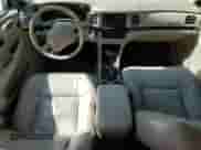 2005 Chevrolet Impala LS z VIN 2G1WH52K159335126, wystawiony jako Copart lot #70617914 z przebiegiem 135 113 mil mil oraz Szkoda całkowita • Salvage title. Historia ofert i sprzedaży dostępna na DreamBid. Obrazek 8.