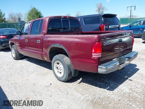 ✅ 2000 Dodge Dakota Sport • VIN: 1B7GL2AX7YS677544 • Lot: 41965480. Listed on IAAI with 236,552 mi. Free auction sales archive from the USA and detailed vehicle history report at DreamBid. Image 3.
