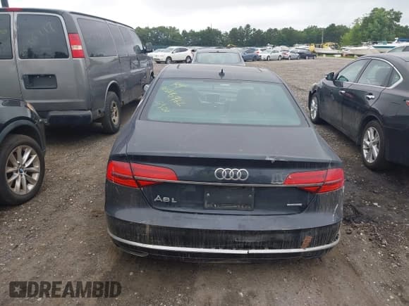 ✅ 2016 Audi A8 3.0T • VIN: WAU34AFD9GN002101 • Лот: 42720508. Опубликован ранее на IAAI с пробегом Не указан. Бесплатный доступ к архиву аукционных продаж из США и подробный отчёт об истории автомобиля на DreamBid. Изображение 15.