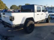 ✅ 2020 Jeep Gladiator Sport S • VIN: 1C6JJTAG4LL109568 • Lot: 43367622. Wystawiony na IAAI z przebiegiem 63 510 mil. Bezpłatny archiwum sprzedaży aukcyjnych z USA i szczegółowy raport historii pojazdu na DreamBid. Zdjęcie 4.
