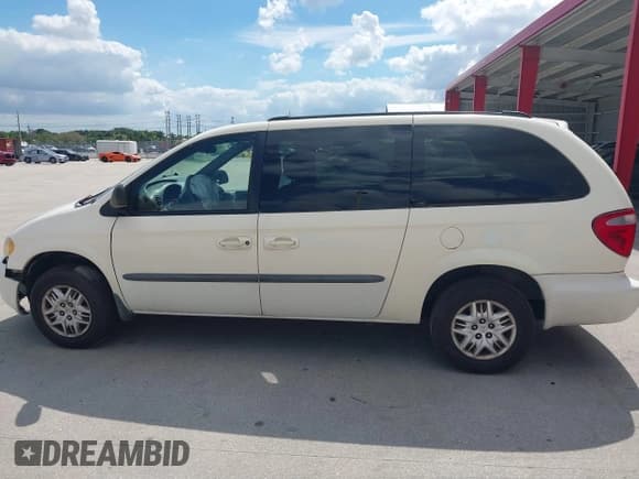 ✅ 2003 Dodge Caravan Sport • VIN: 2D4GP443X3R171373 • Lot: 41645178. Listed on IAAI with 163,358 mi. Free auction sales archive from the USA and detailed vehicle history report at DreamBid. Image 14.