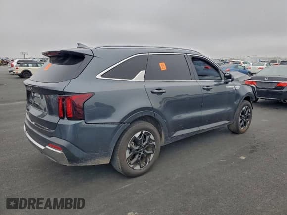 ✅ 2024 Kia Sorento S • VIN: 5XYRL4JC0RG291430 • Lot: 96270345. Listed on Copart with Not provided. Free auction sales archive from the USA and detailed vehicle history report at DreamBid. Image 3.