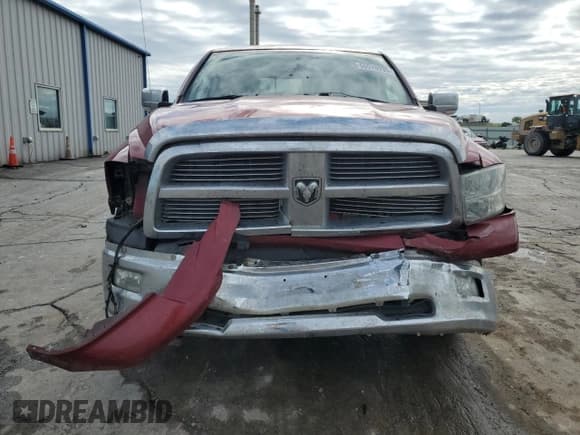 ✅ 2010 Dodge 1500 SLT • VIN: 1D7RB1GP8AS119372 • Lot: 55570935. Wystawiony na Copart z przebiegiem 157 627 mil. Bezpłatny archiwum sprzedaży aukcyjnych z USA i szczegółowy raport historii pojazdu na DreamBid. Zdjęcie 5.