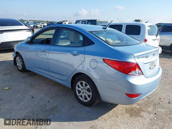 ✅ 2013 Hyundai Accent GLS • VIN: KMHCT4AE6DU525418 • Лот: 43556086. Опубликован ранее на IAAI с пробегом 112 167 миль. Бесплатный доступ к архиву аукционных продаж из США и подробный отчёт об истории автомобиля на DreamBid. Изображение 3.
