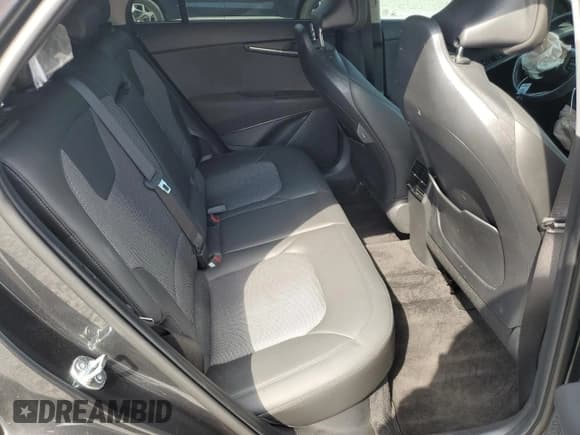 ✅ 2024 Kia Niro EX • VIN: KNDCR3LE5R5169183 • Lot: 81197145. Listed on Copart with 21,104 mi. Free auction sales archive from the USA and detailed vehicle history report at DreamBid. Image 11.