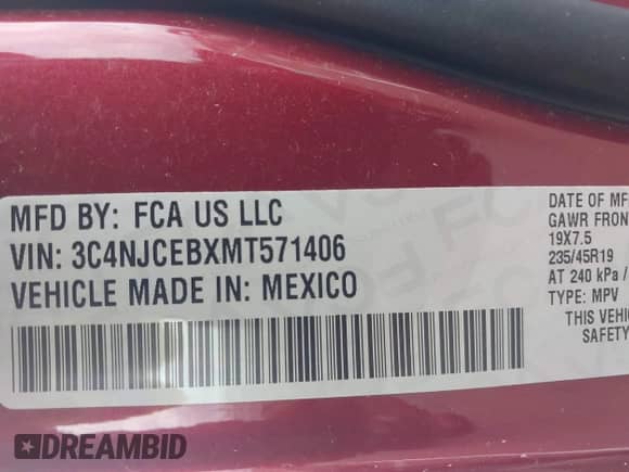 2021 Jeep Compass 80th Anniversary z VIN 3C4NJCEBXMT571406, wystawiony jako IAAI lot #42900251 z przebiegiem 91 891 mil mil oraz . Historia ofert i sprzedaży dostępna na DreamBid. Obrazek 9.