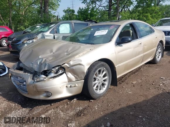 ✅ 2001 Chrysler LHS • VIN: 2C3AC56G01H583717 • Лот: 42276874. Опубликован ранее на IAAI с пробегом 83 841 миль. Бесплатный доступ к архиву аукционных продаж из США и подробный отчёт об истории автомобиля на DreamBid. Изображение 6.