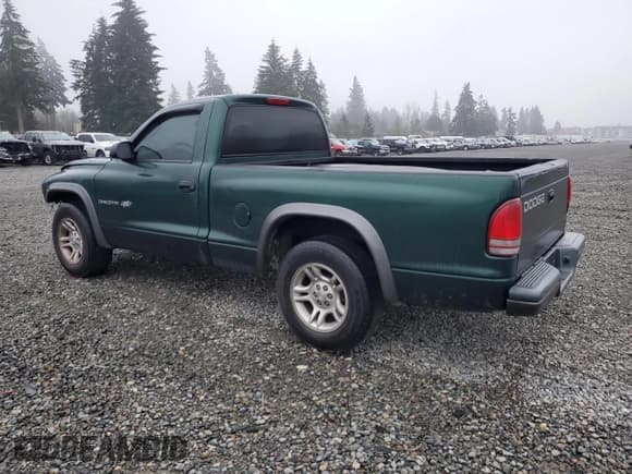 ✅ 2002 Dodge Dakota • VIN: 1B7FL16X92S710453 • Lot: 88047345. Wystawiony na Copart z przebiegiem 171 770 mil. Bezpłatny archiwum sprzedaży aukcyjnych z USA i szczegółowy raport historii pojazdu na DreamBid. Zdjęcie 2.