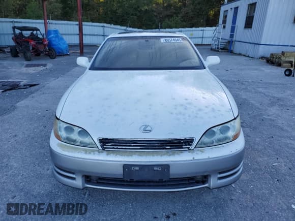 ✅ 1993 Lexus ES 300 • VIN: JT8VK13T9P0169258 • Lot: 89574945. Listed on Copart with 54,732 mi. Free auction sales archive from the USA and detailed vehicle history report at DreamBid. Image 5.