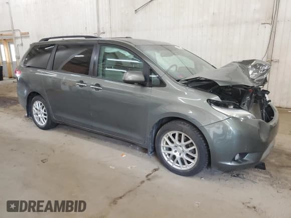 ✅ 2011 Toyota Sienna XLE • VIN: 5TDDK3DC5BS004403 • Лот: 59535185. Опубликован ранее на Copart с пробегом 264 614 миль. Бесплатный доступ к архиву аукционных продаж из США и подробный отчёт об истории автомобиля на DreamBid. Изображение 4.