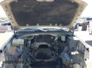 ✅ 2004 GMC Sierra 2500 SL • VIN: 1GDHC24U54E244508 • Lot: 42110629. Wystawiony na IAAI z przebiegiem Nie podano. Bezpłatny archiwum sprzedaży aukcyjnych z USA i szczegółowy raport historii pojazdu na DreamBid. Zdjęcie 10.