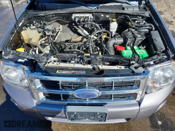 ✅ 2008 Ford Escape XLT • VIN: 1FMCU93Z58KB66302 • Lot: 89671245. Wystawiony na Copart z przebiegiem 223 962 mil. Bezpłatny archiwum sprzedaży aukcyjnych z USA i szczegółowy raport historii pojazdu na DreamBid. Zdjęcie 12.