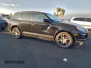 ✅ 2010 Porsche Cayenne GTS • VIN: WP1AD2AP5ALA61391 • Lot: 94253965. Wystawiony na Copart z przebiegiem 166 826 mil. Bezpłatny archiwum sprzedaży aukcyjnych z USA i szczegółowy raport historii pojazdu na DreamBid. Zdjęcie 4.