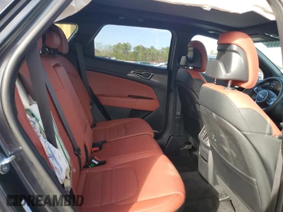 ✅ 2025 Kia Sportage SX-Prestige • VIN: 5XYK53DF7SG251010 • Lot: 45109665. Wystawiony na Copart z przebiegiem 3 548 mil. Bezpłatny archiwum sprzedaży aukcyjnych z USA i szczegółowy raport historii pojazdu na DreamBid. Zdjęcie 11.